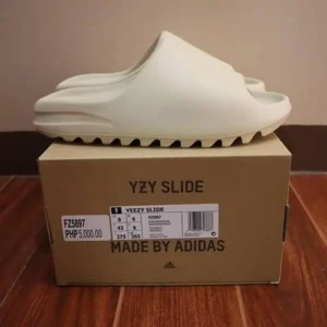 Stylish Adidas Yeezy Bone Slide For Men (TS847)