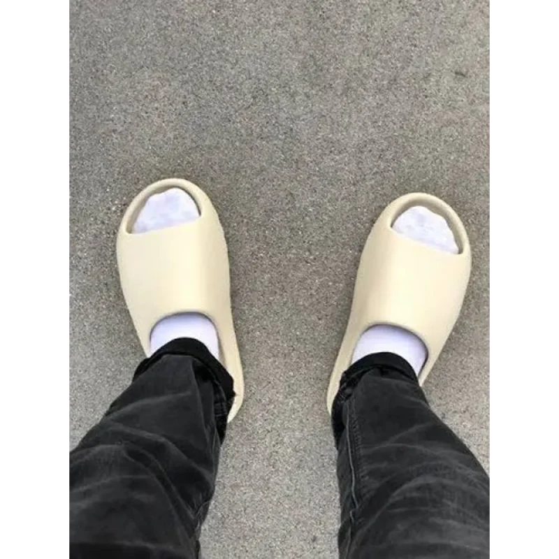 Stylish Adidas Yeezy Bone Slide For Men (TS847)