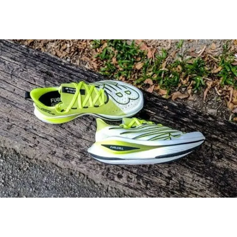 Stylish New Balance Fuelcell Elite 3 Shoes For Men (TS852)