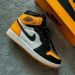 Stylish Nike Air Jordan 1 Taxi Shoes For Men (TS873)