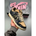 Stylish Nike Sb Dunk Low Cactus Jack Shoes For Men (TS805)