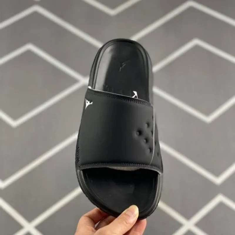 p-photo-2024-09-02-11-07-54-11-08-37-677312.webp Trendy Air Jordan Super Play Black Slide For Men (TS923)