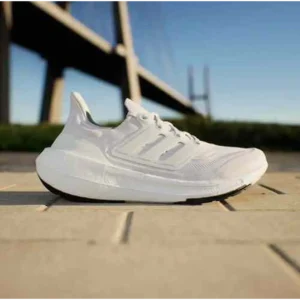 Trendy Adidas Ultra Boost 21 Full White Shoes For Men (SF25)