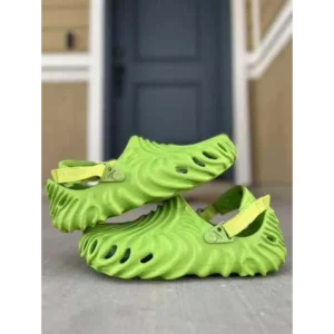 Trendy Crocs Bembury Clogs Neon For Men (SF124)