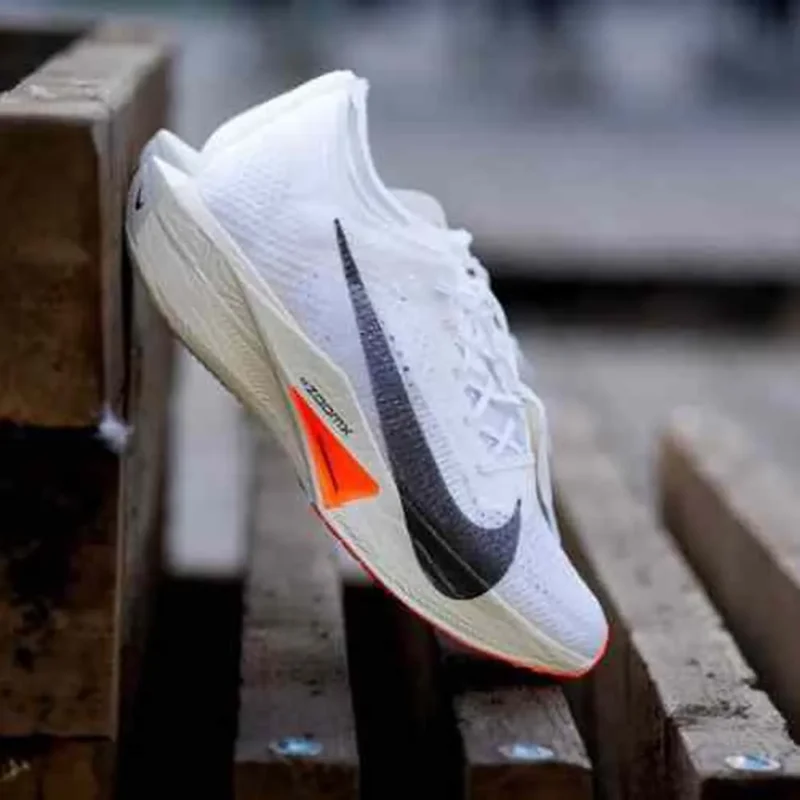 p-photo-2024-09-02-17-24-52-17-25-57-988298.webp Trendy Nike Zoom Vapour Fly 3 Shoes For Men (SF139)