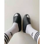 Premium Adidas Yeezy Slides Black For Men (BME117)