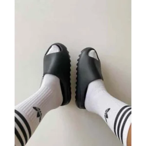 Premium Adidas Yeezy Slides Black For Men (BME117)