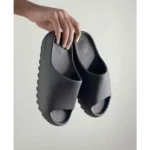 Premium Adidas Yeezy Slides Black For Men (BME117)