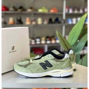Stylish New Balance 990 V3 Jjjjound Olive Shoes For Men (BME221)
