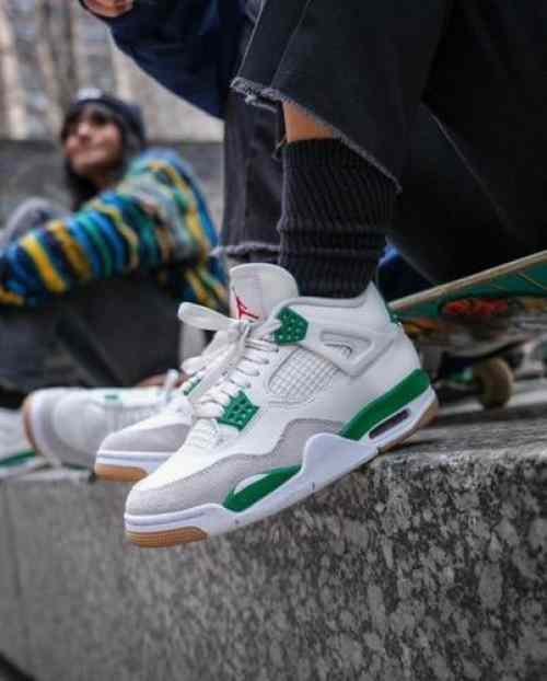 Stylish Air Jordan Retro 4 Pine Green Shoes For Men (BME239)