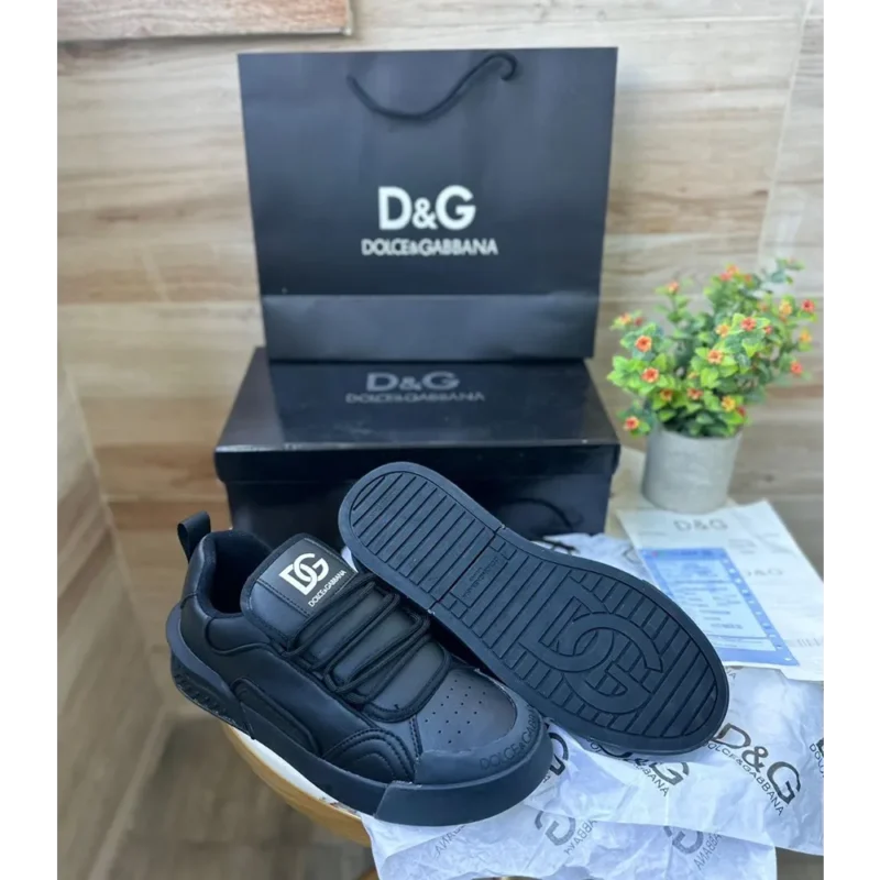 Stylish Dolce and Gabbana Sneakers For Men (SIS328)