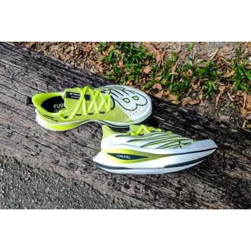 Classy New Balance Fuelcell Elite V3 Shoes For Men (SP227)