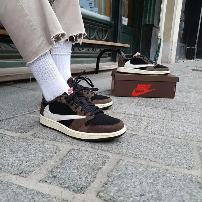 Classy Travis Scott X Air Jordan Retro 1 Low Shoes For Men (S1H51)