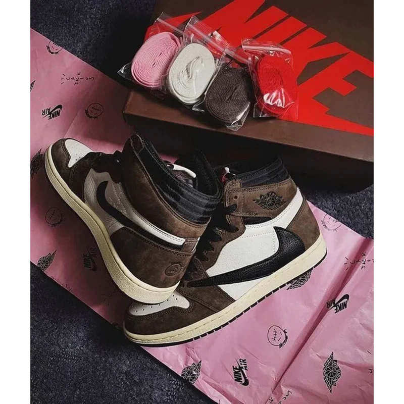 Classy Nike Air Jordan Retro 1 High Travis Scott Shoes For Men (S1H58)