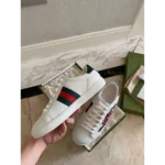 Classy Gucci Snake Sneaker For Men (S1H86)