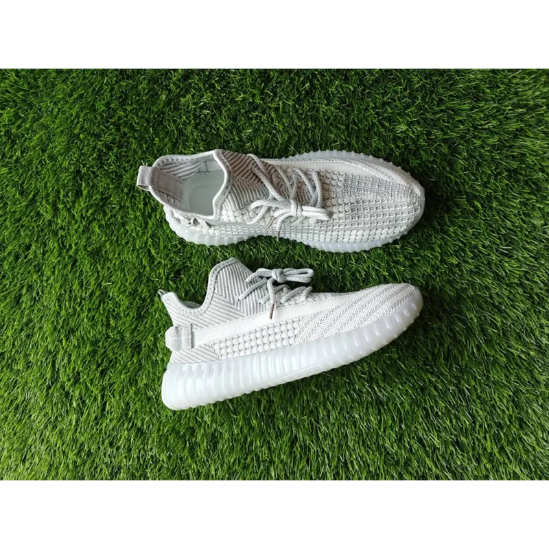 Premium Adidas Yezzy Shoes For Men (CW31)