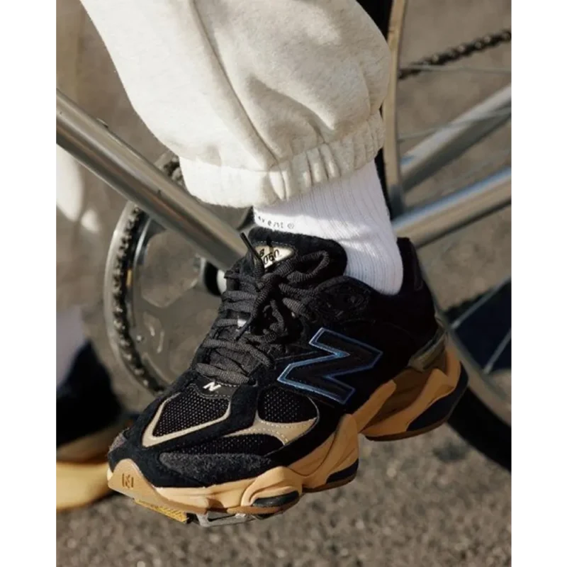 p-photo-2024-10-14-12-11-13-2-12-29-00-262874.webp Classy New Balance 9060 Black Royal Gum Shoes For Men (BSF1580)