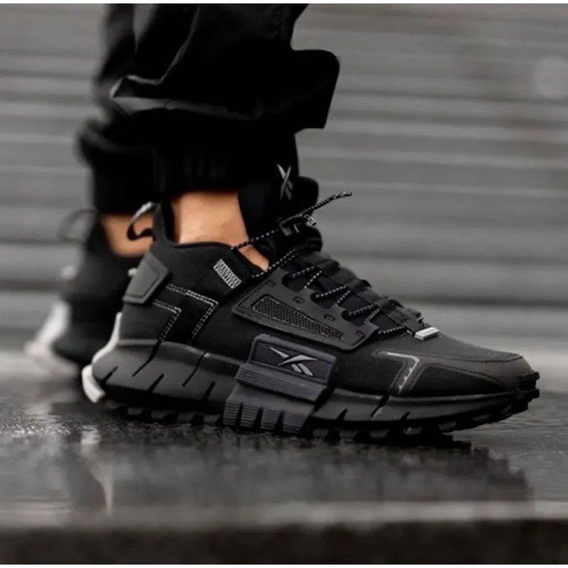 Premium Reebok Zig Kinetica Black Shoes For Men (BSF1604)