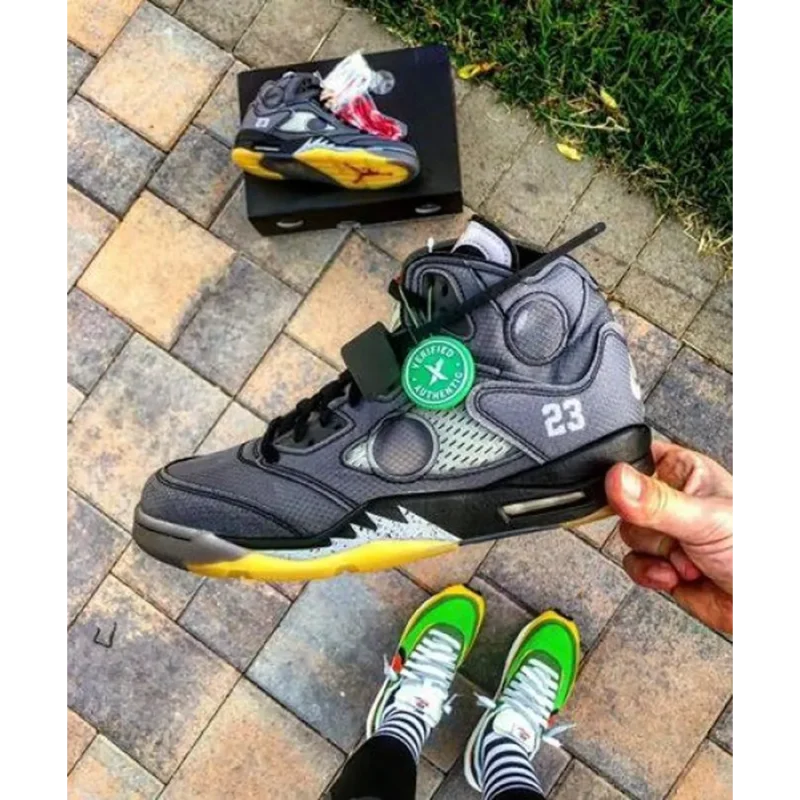 Trendy Nike Air Jordan Retro 5 Off White Shoes For Men (BSF1614)