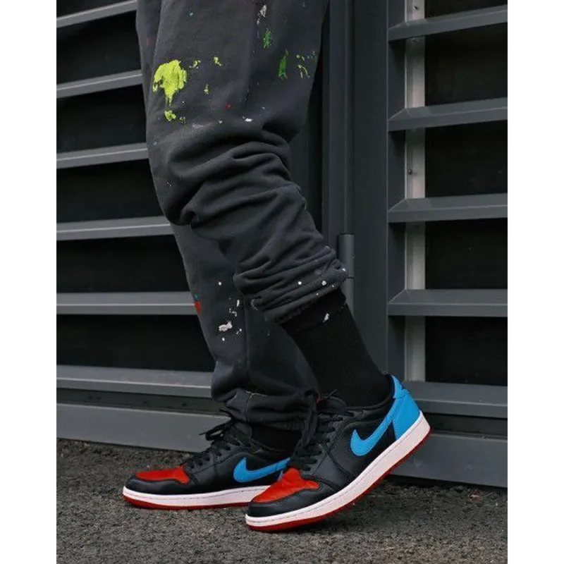 Trendy Air Jordan Retro 1 Low Unc To Chicago 2023 Shoes For Men (SOH352)