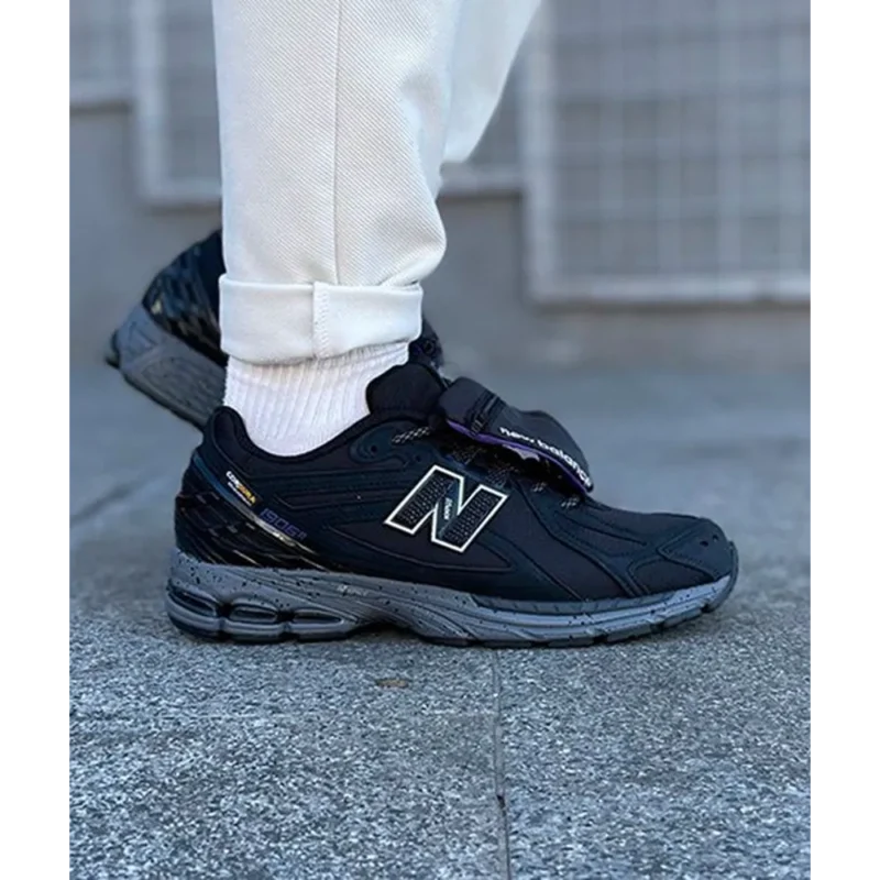 Trendy New Balance 1906r Cordura Pocket Black Shoes For Men (SFS1880)