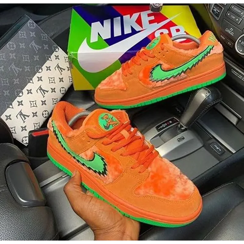 p-photo-2024-12-18-12-29-32-12-33-33-196474.webp Luxurious Nike Grateful Dead X Dunk Low Sb Orange Shoes For Men (BSF1864)