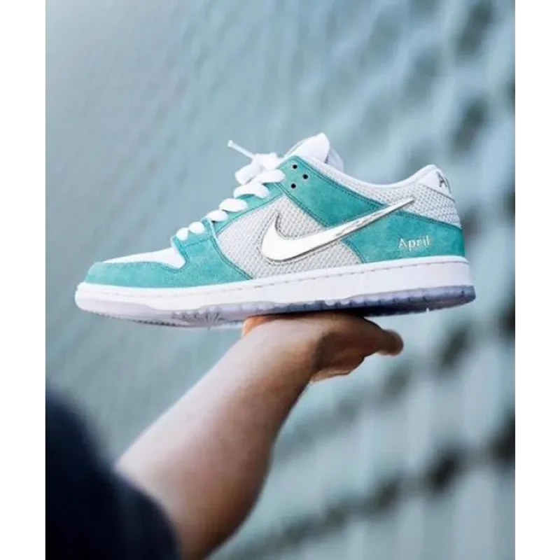 Luxurious Nike Sb Dunk Low April Skateboards Shoes For Men (SFS1914)