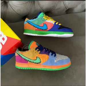 Trendy Nike Sb Dunk Low Grateful Dead Bears Multi Shoes For Men (LAZ1621)