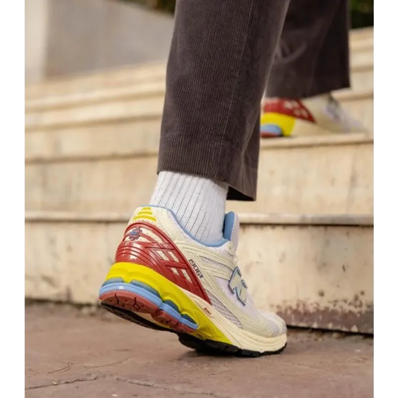 Luxurious New Balance 1906R Dawn Glow Shoes For Men (SFS1942)