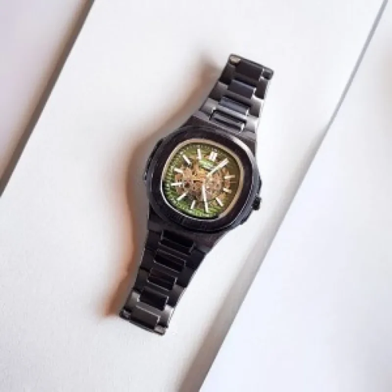 Patek Philippe Watch For Men (SL398)