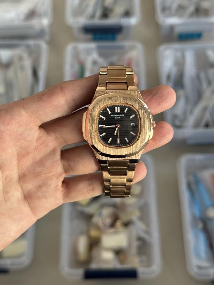 Patek Philippe Watch For Men (SW1487)