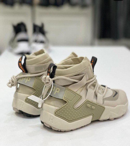 Classic Nike Air Huarache Gripp Shoes for Men (GF159)
