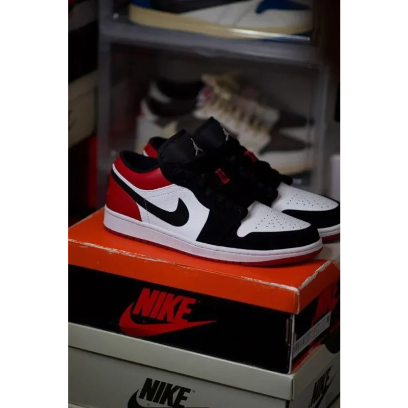 Imported Nike Air Jordan 1 Low Shoes For Men (SC407)