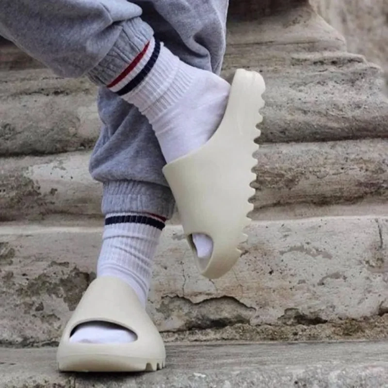 Imported Adidas Yeezy Slide (TC94)