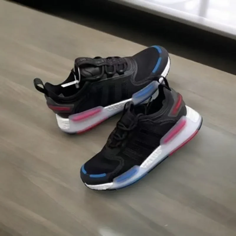 Stylish NMD R1 V3 Shoes For Men (BSF1038)