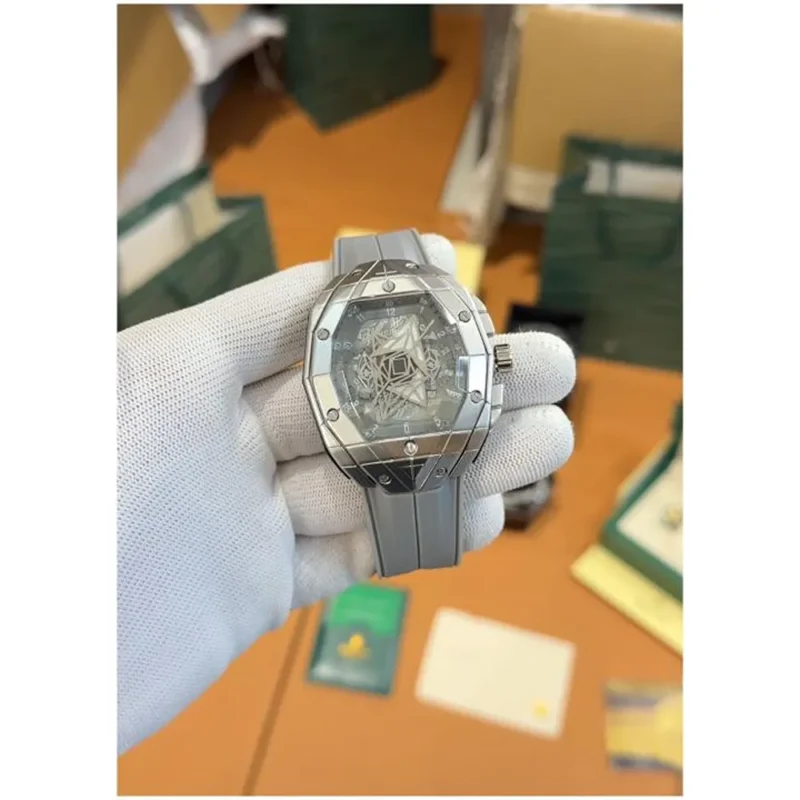 Premium Hublot Big Bang Watch For Men (SL986) Premium Hublot Big Bang Watch For Men (SL986)