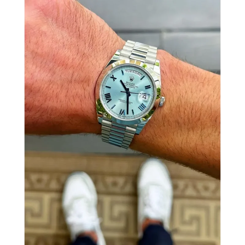 Premium Men’s Rolex Oyster Watch (SG-225)