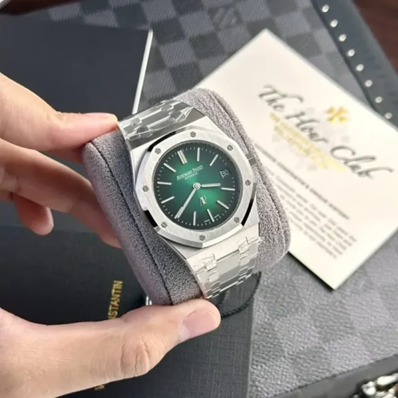 Stylish Audemars Piguet Watch For Men (LAZ607)