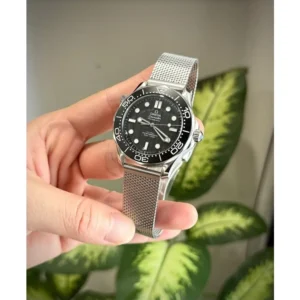 Stylish Omega Seamaster Diver Watch For Men (BSF1007)