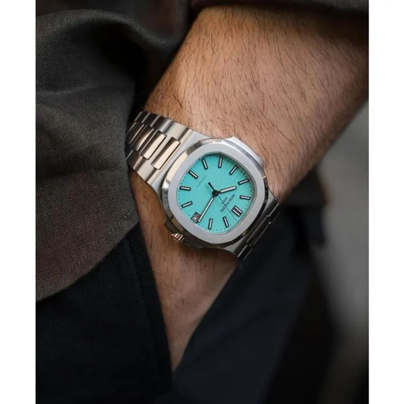 Stylish Patek Philippe Nautilus Watch For Men (SG2666)