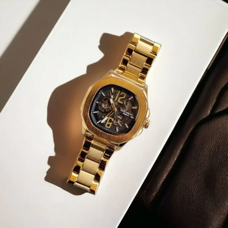 Stylish Patek Philippe Watch For Men (CSO1691)