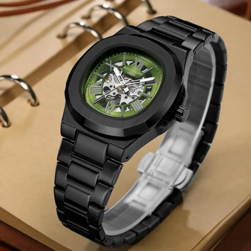 Stylish Patek Philippe Watch For Men (SG2568)