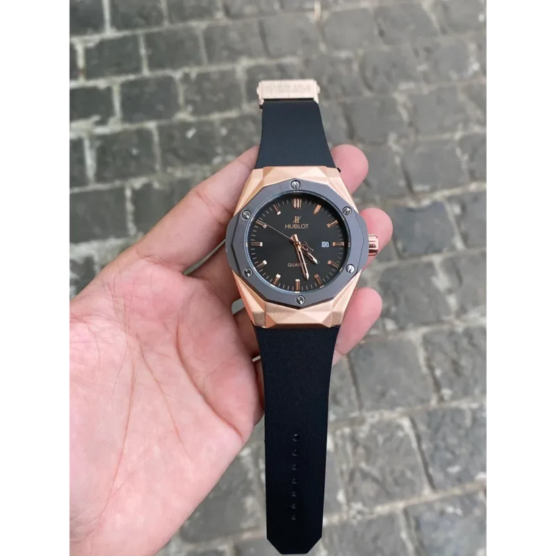Trendy Hublot Watch For Men (SG-8511)