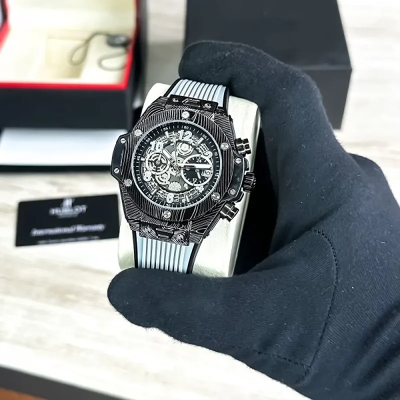 Trendy Hublot Watch For Men (SHH3737)