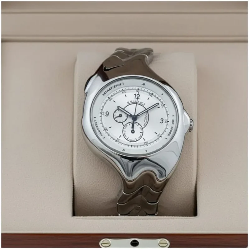 Trendy Nike Triax Watch For Men (FT1331)