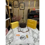 Trendy Michael Kors Signature Bag With Box & Dust Bag For Women (FT988)