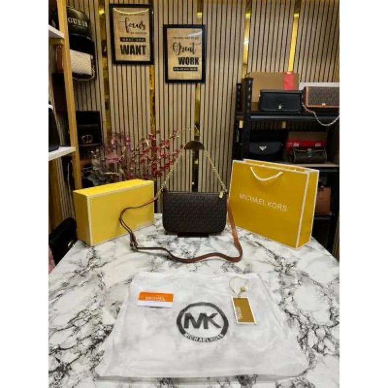 Trendy Michael Kors Signature Bag With Box & Dust Bag For Women (FT988)