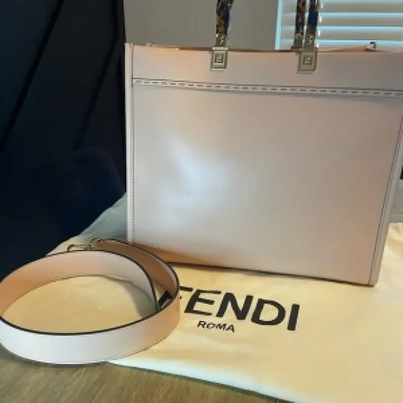 Fendi Handbag For Women (SUP1771)