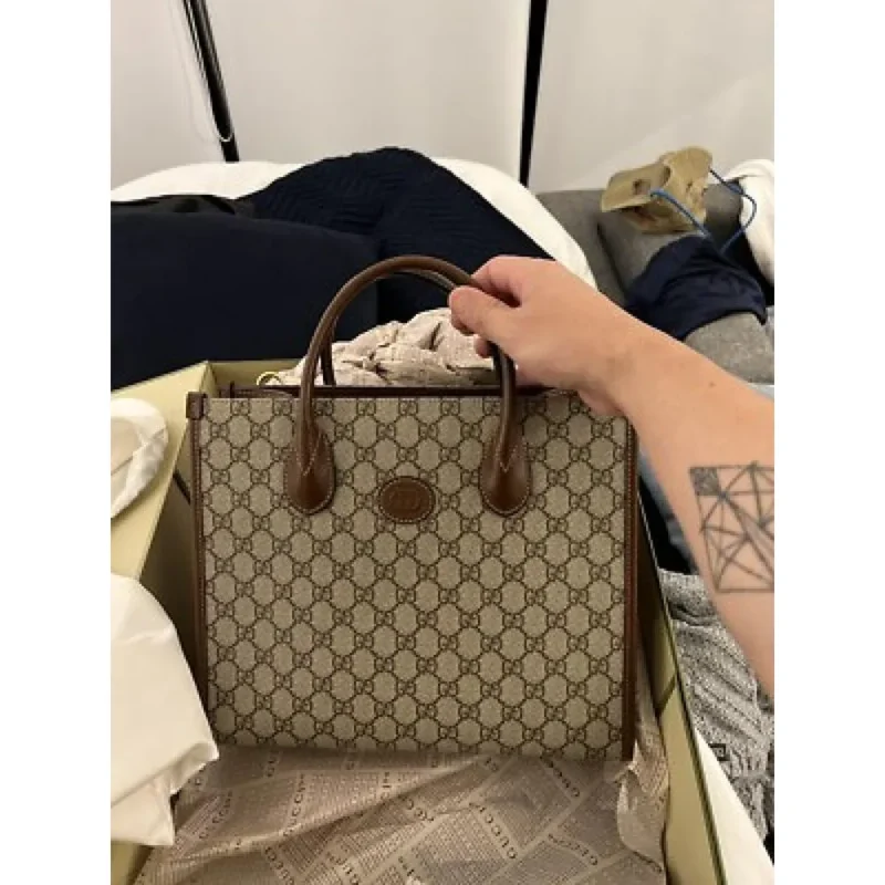 Trendy Gucci GG Supreme Tote Bag With Dust Cover For Women (FT997)