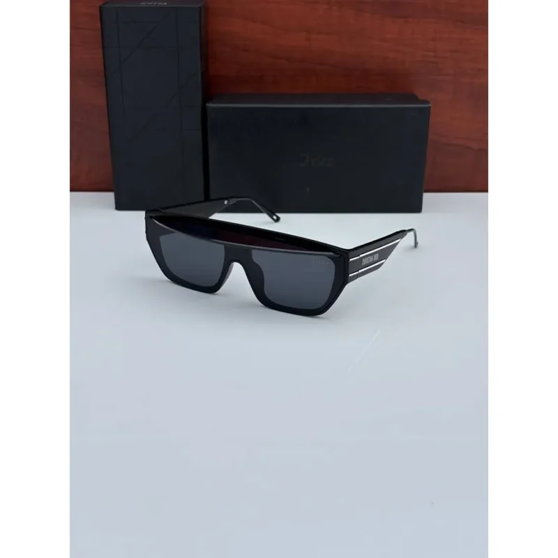 Stylish Dior Sunglasses Black (CSO1782)